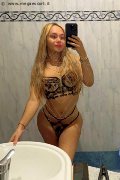 Rimini Trans Laura Benedetti 350 13 04 587 foto selfie 14