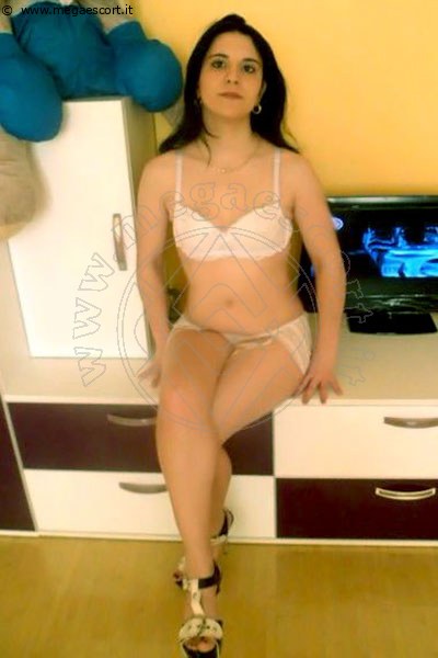 Emanuela PESARO 3275555077